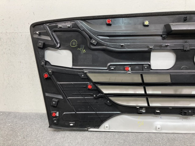 新車取り外し!ギガ 大型 2代目 2015- 10t 純正 フロント グリル/ラジエーターグリル ホワイト ソリッド いすゞ(138956)