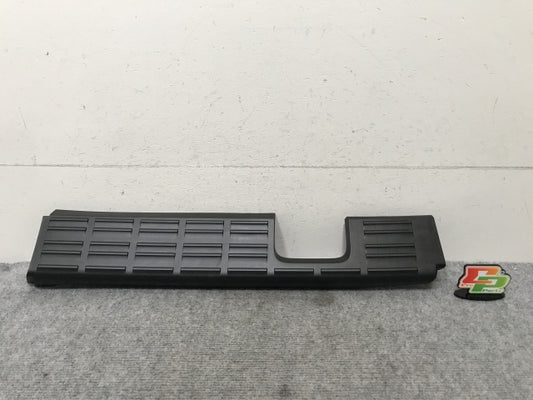 新品!ギガ 大型 2代目 2015- 純正 左 フロント バンパー ステップ 9884912831 素地 いすゞ(138986)