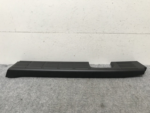 新品!ギガ 大型 2代目 2015- 純正 左 フロント バンパー ステップ 9884912831 素地 いすゞ(138986)