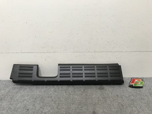 新品!ギガ 大型 2代目 2015- 純正 右 フロント バンパー ステップ 9884912831 素地 いすゞ(138987)