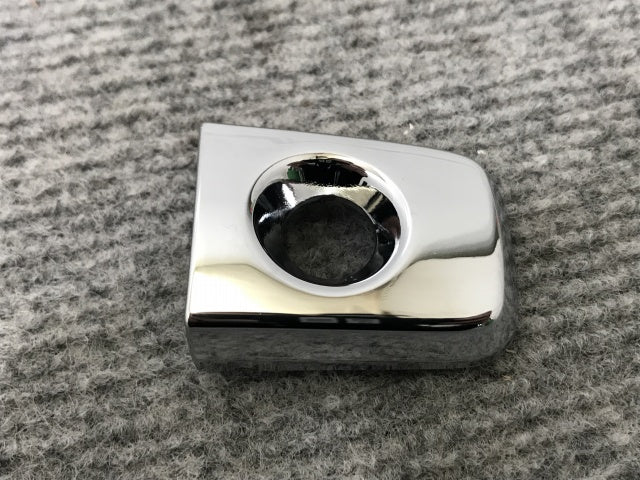 新品!セレナ/ランディ C26/FC/FNC/NC/FPC/FNPC/HC/HFC SC26/SNC/SHC 純正 右 ドア ハンドル 82812-51Z10 80640-1VA0B メッキ 日産(139000)