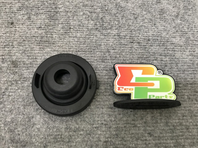 新品!エブリィ/キャリィ/ワゴンR 等 純正  ヘッドライト ソケット カバー F 014 003 551 35125-75H40 スズキ(139008)
