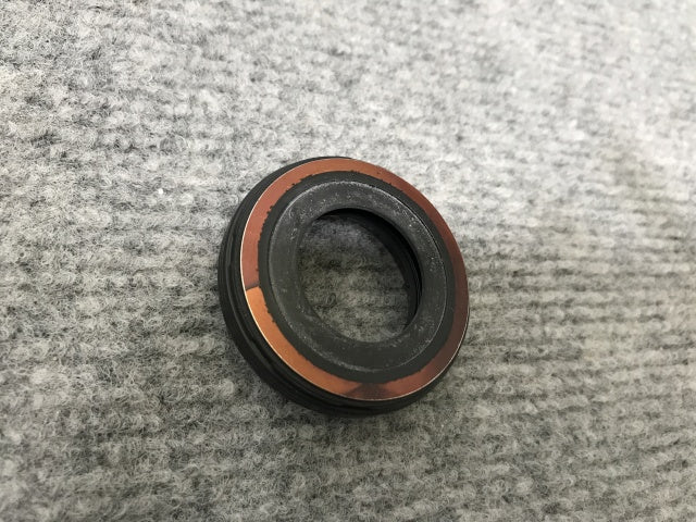新品!ハイラックスサーフ/トヨエース/ランクル 等 社外  スパーク プラグ ホール シール 23682-30020 トヨタ(139024)