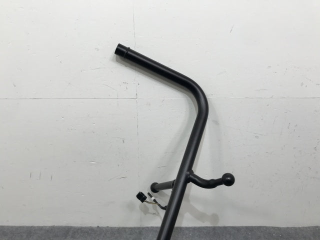 新車取り外し!ギガ 大型 2代目 2015- 純正 左 ドアミラー ステー ブラック ソリッド いすゞ(139029)