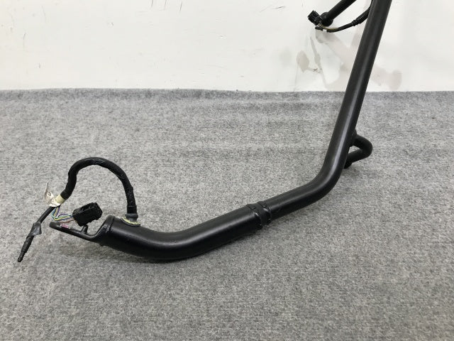新車取り外し!ギガ 大型 2代目 2015- 純正 左 ドアミラー ステー ブラック ソリッド いすゞ(139029)