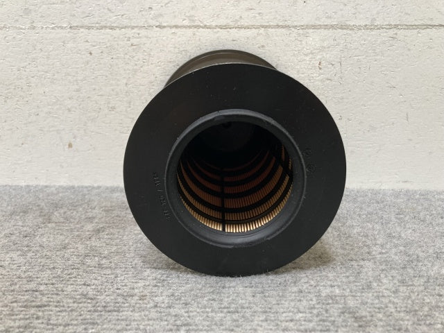新品!S40/V50/C30  エア エレメント フィルター MANN FILTER C 16 134/1 31370984 ボルボ(139030)