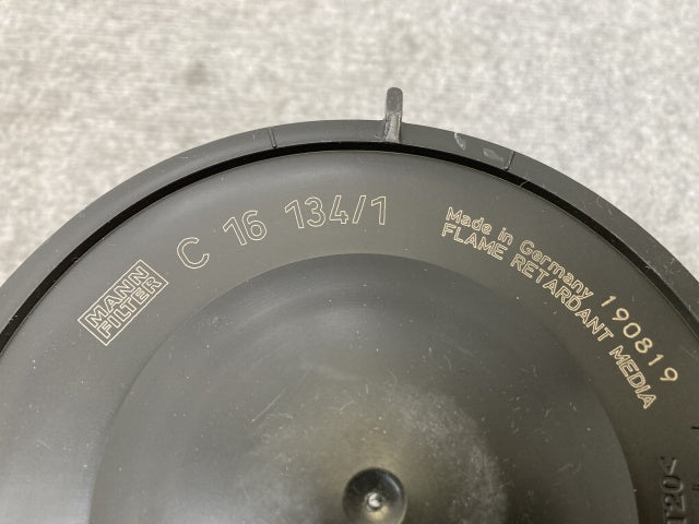 新品!S40/V50/C30  エア エレメント フィルター MANN FILTER C 16 134/1 31370984 ボルボ(139030)