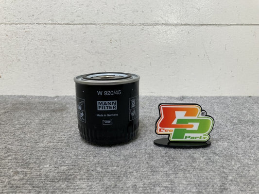 新品!エクスプローラー  オイル フィルター MANN FILTER W 920/45 F1AZ6731BD フォード(139033)