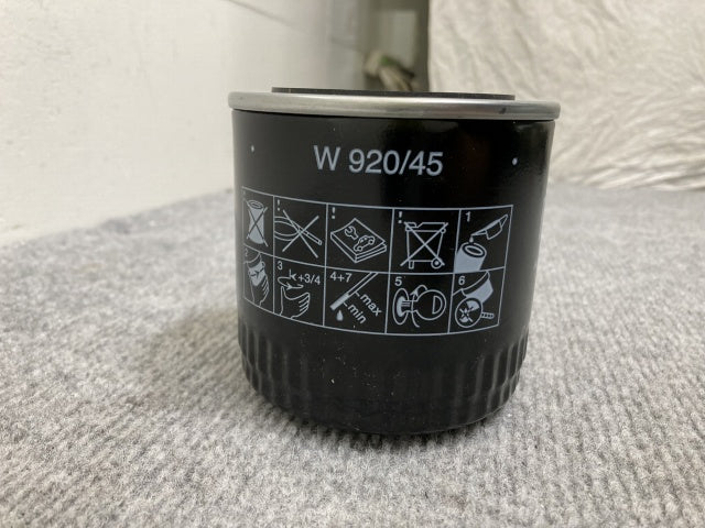 新品!エクスプローラー  オイル フィルター MANN FILTER W 920/45 F1AZ6731BD フォード(139033)