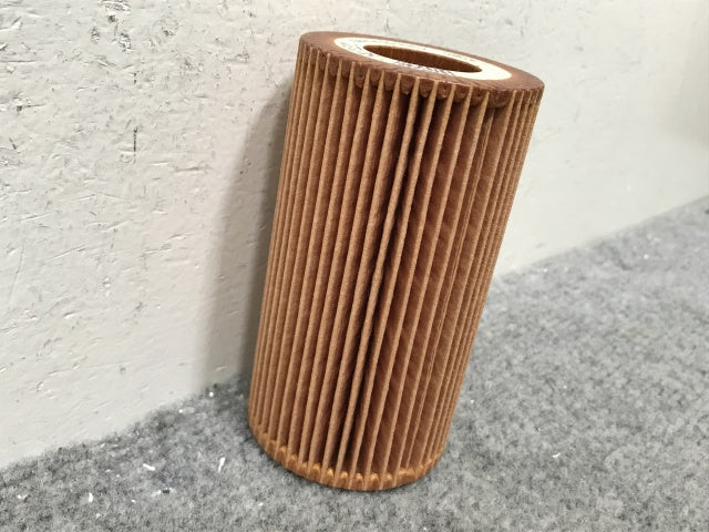 新品!  オイル フィルター MANN FILTER HU718/1K 6111800009 メルセデスベンツ(139040)