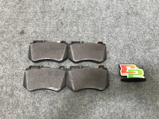 新品!Cクラス W205 社外  ブレーキ パッド 0252599719 メルセデスベンツ(139041)