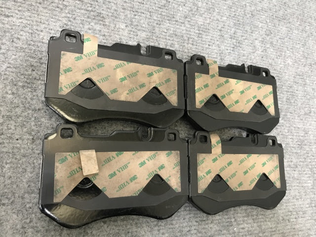 新品!Cクラス W205 社外  ブレーキ パッド 0252599719 メルセデスベンツ(139041)