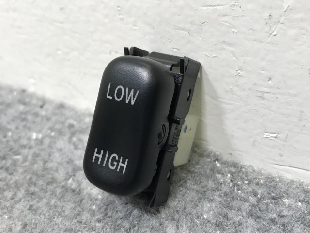 新品!Gクラス/ゲレンデ W463  純正  トランスファー スイッチ 切り替え スイッチ A 463 820 21 10 A4638202110 メルセデスベンツ(139046)