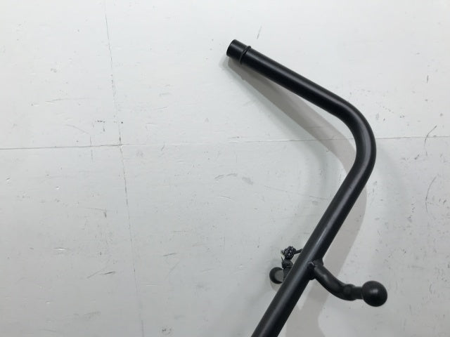 新車取り外し!ギガ 大型 2代目 2015- 純正 左 ドアミラー ステー ブラック ソリッド いすゞ(139047)
