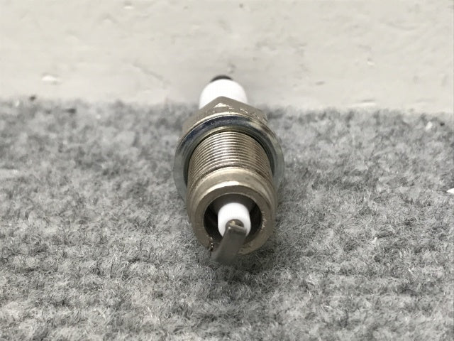 新品! 社外  スパーク プラグ BERU 14F-6LIPRS フォルクスワーゲン/アウディ(139049)