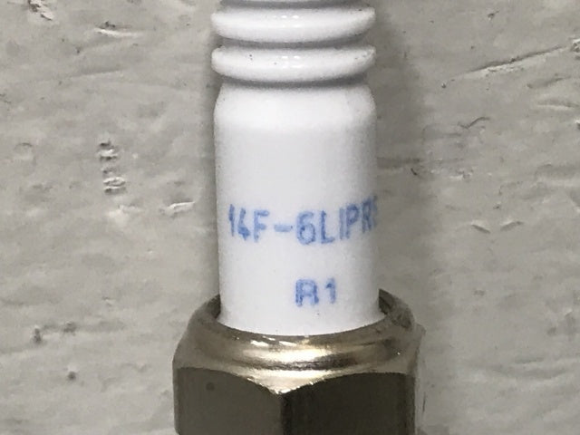 新品! 社外  スパーク プラグ BERU 14F-6LIPRS フォルクスワーゲン/アウディ(139049)
