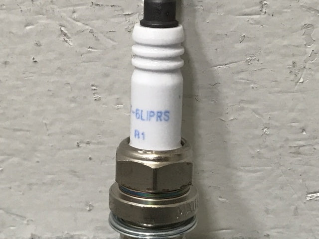 新品! 社外  スパーク プラグ BERU 14F-6LIPRS フォルクスワーゲン/アウディ(139049)