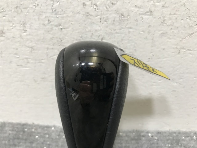 新車取り外し!ハイエース/ヴェルファイア/アルファード/ノア/ヴォクシー 等 純正 シフトノブ USBソケット セット トヨタ(139070)