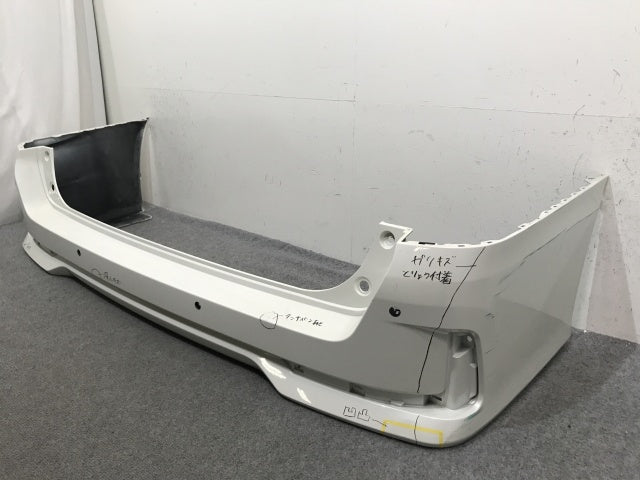 セレナ/ハイウェイスター C27/GFC27/GFNC27/e-POWER/HFC27 純正 後期 リア バンパー 85022 5TT6H ブリリアントホワイトパール QAB(139113)
