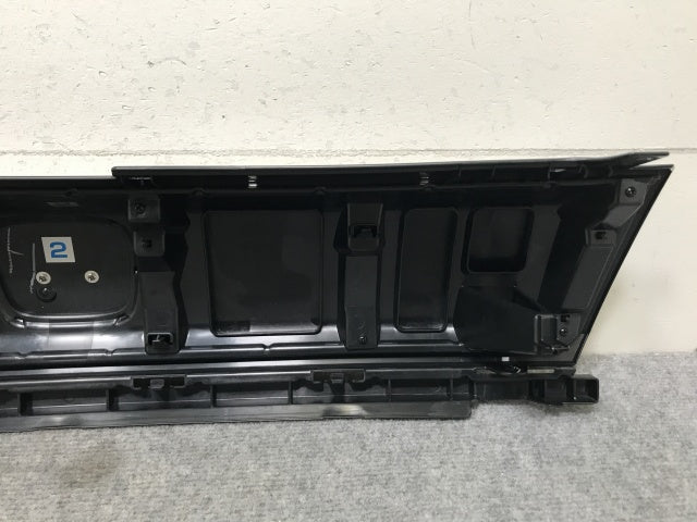 新車取り外し!フリード クロスター GT2/GT4 e:HEV/GT6/GT8 純正 フロント グリル/ラジエーターグリル 71202-33F-N01-M1 ホンダ(139127)