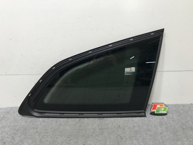 3シリーズ ツーリング G21 純正 右 リア クォーター ガラス 7499518 BMW(139153)