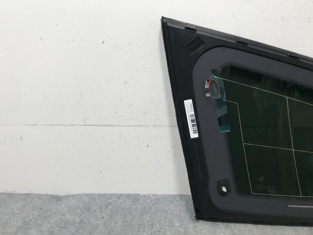 3シリーズ ツーリング G21 純正 右 リア クォーター ガラス 7499518 BMW(139153)