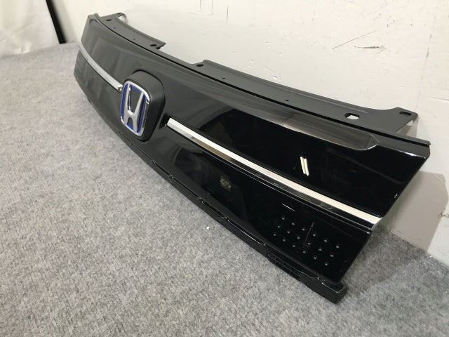 新車取り外し!フリード エアー/GT1/GT3/e:HEV/GT5/GT7 純正 フロント グリル/ラジエーターグリル 71202-33F-J01-M1 ホンダ(139171)