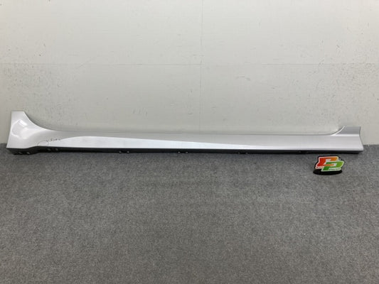 リーフ/LEAF e+ ZE1 純正 右 サイドステップ/サイドスカート 76852 6WK0H ブリリアントシルバーメタリック K23 日産(139182)