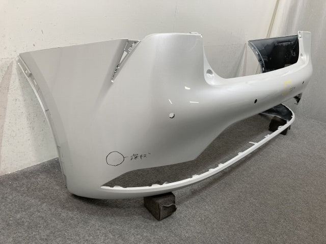 プリウス 60系/ZVW60/ZVW65/MXWH60/MXWH65/MXWH61 純正 リア バンパー 52159-47230 プラチナホワイトパールマイカ 089 トヨタ(139192)