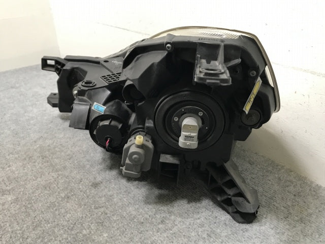 ウィングロード Y12/JY12/NY12 純正 右 ヘッドライト/ランプ ハロゲン レベライザー 刻印0 ICHIKOH 1777 日産(139194)
