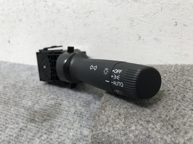 新車取り外し!フィット/NBOX/オデッセイ/S660 等  汎用 ウインカー レバー スイッチ M52531 ホンダ(139223)