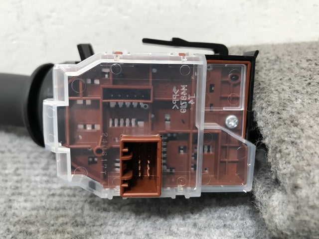 新車取り外し!フィット/NBOX/オデッセイ/S660 等  汎用 ウインカー レバー スイッチ M52531 ホンダ(139224)