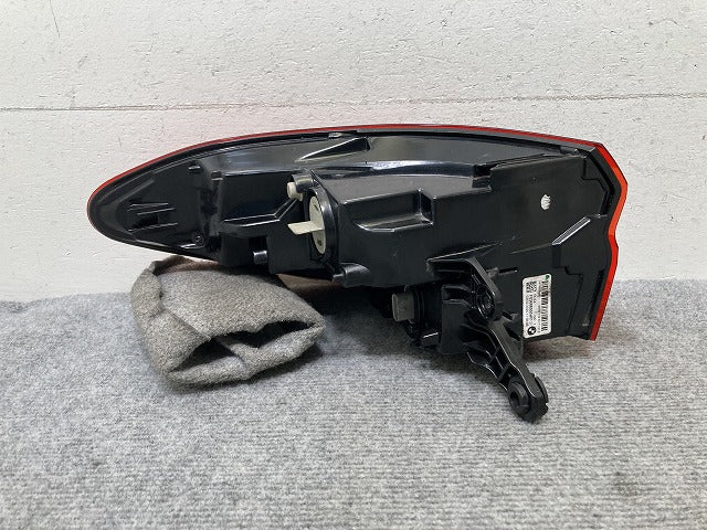 X2 F39 純正 右 テールランプ/ライト/レンズ LED F03688000H BMW(139280)