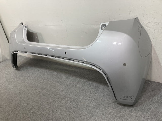 ヤリス KSP210/MXPA10/MXPA15 ハイブリッド/MXPH10/MXPH15 MXPH14/MXPH17 純正 リア バンパー 52159-K0010 シルバー メタリック(139307)