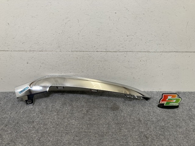 新品!Eクラス W212 純正 右 フロント バンパグリルモール A212 855 08 00/A212 885 28 74 2128852874 メッキ メルセデスベンツ(139426)