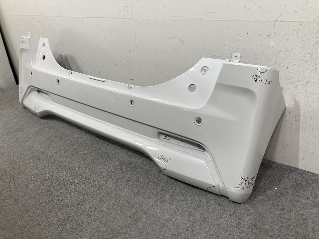 ルークス/eKスペース B44A/B47A B34A/B35A/B37A/B38A 純正 リア バンパー 85022 7NA-0 ホワイトパール QBB 日産(139437)