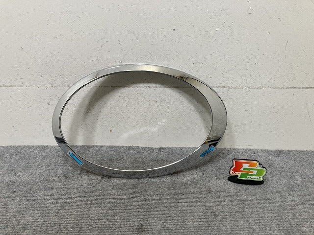 新品!ミニ クラブマン(F54) 純正 右 ヘッドライトベゼル/メッキリング 5113 7351372 メッキ MINI(139464)
