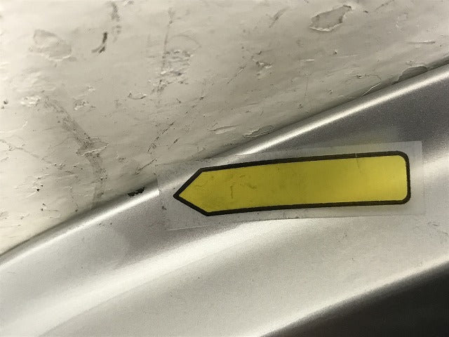 新品!XC40 XB系 純正 リア バンパーアンダーカバー/ディフューザー/下部/ロアバンパー 32136122 3213622 シルバー メタリック(139573)