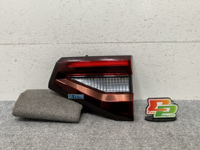 ライズ/ロッキー A200S/A210S/A200A/A210A/A202A 純正 右 テールランプ/ライト/レンズ LED ICHIKOH D249 トヨタ(139581)