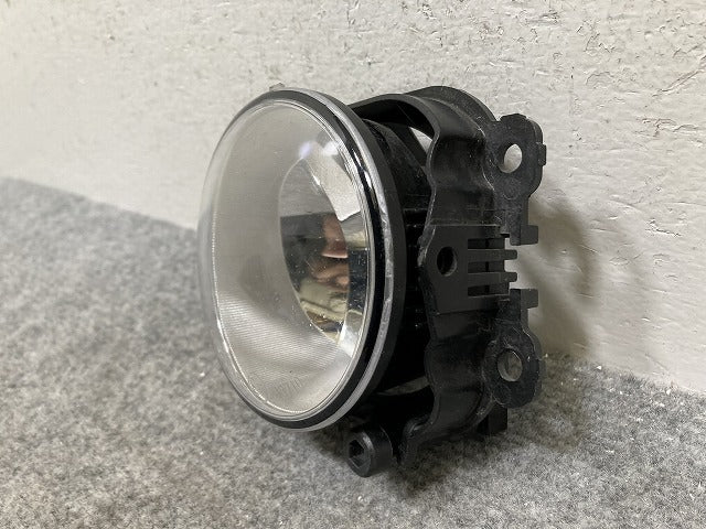 デイズ ルークス B21A 純正 フォグランプ/フォグライト ハロゲン ams 13710 日産(139619)