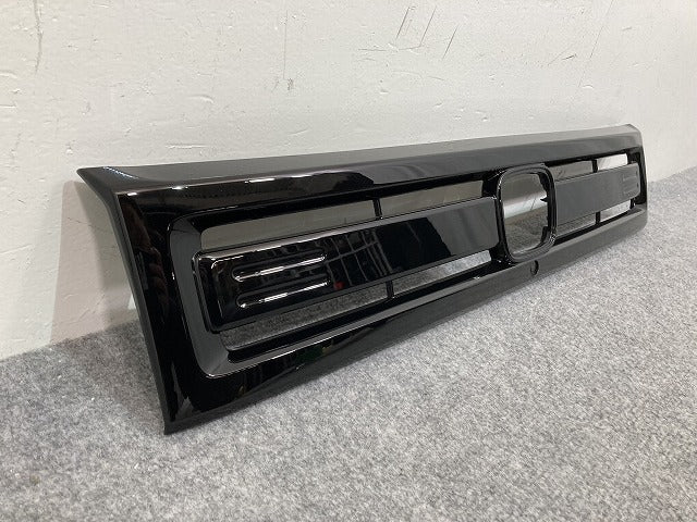 新車取り外し!N-BOX/NBOX Nボックス JOY/ジョイ JF5/JF6 純正 フロント グリル/ラジエーターグリル 71201-39L-003 ブラック
(139778)