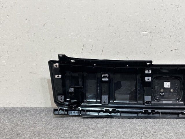 新車取り外し!フリード クロスター GT2/GT4 e:HEV/GT6/GT8 純正 フロント グリル/ラジエーターグリル 71201-33F-N01-M1 シルバー(139786)