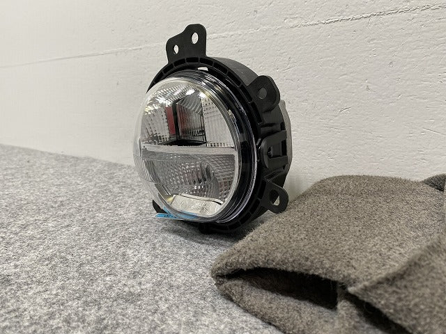 新品!ミニ クラブマン(F54) 純正 左 フォグランプ/フォグライト LED HELLA 6317-7329171-12 63177329171 MINI(139868)