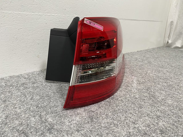 新品!308 SW/T9系 純正 右 テールランプ/ライト/レンズ LED 刻印D VALEO 9678093880 9678093880 プジョー(139871)