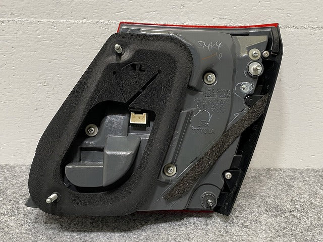 LS/LS460/LS600 USF40/USF41/USF45/USF46/UVF45/UVF46 純正 前期 左 フィニッシャーランプ/テールランプ/ライト/レンズ LED 50-91(139909)