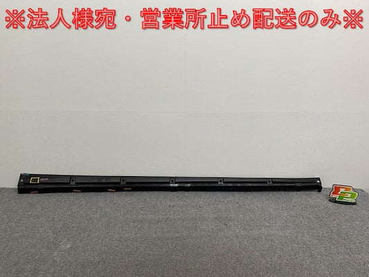 新品!A3 8V系 純正 右 サイドステップ/サイドスカート カバー 8V4.854.536 A 8V4854536A 素地 アウディ(139911)