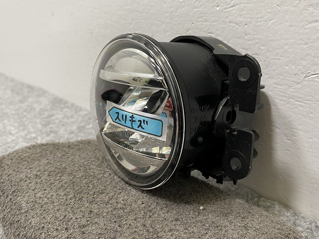 スペーシア カスタム/フレア MK53S/MM53S 純正 右 フォグランプ/LED ダイハツ/トヨタ/ホンダ/スバル/スズキ 汎用 KOITO 114-11092(139925)