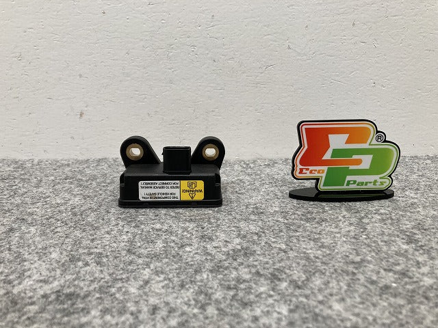 新品!デミオ スカイアクティブ DEJFS 純正  ヨーレートセンサー C465-437Y1 C465-43-7Y1 マツダ(139929)