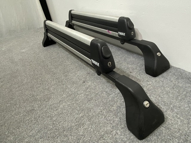 THULE ルーフ キャリア ラック 幅約120cm  シルバー ソリッド 国産(139995)