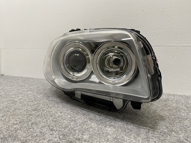 新品!1シリーズ E87 純正 右 ヘッドライト/ランプ キセノン HID VALEO 7159304-17 63117159304 BMW(140022)